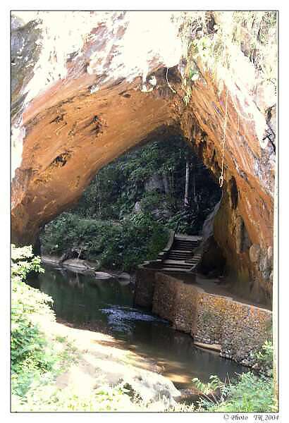 200 jeskyn� Los Portales- skr�� Che Guevary 