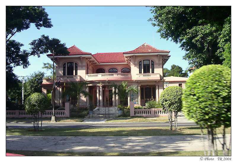 237 Havana, Quinta Avenida-nejhonosn�j�� ulice v cel� karibsk� oblasti 