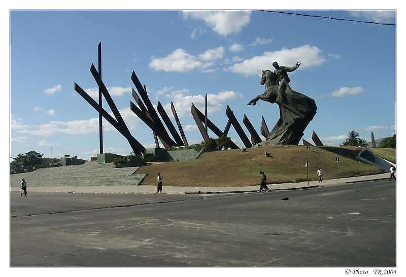 344 Santiago de Cuba, velk umn 