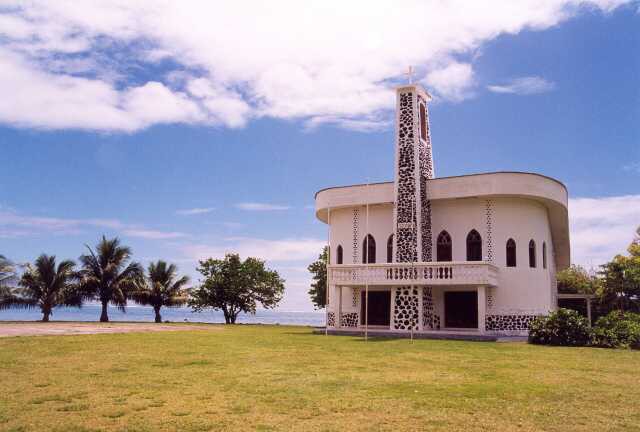 080 Nejstar�� k�es�ansk� kostel na ostrov� 